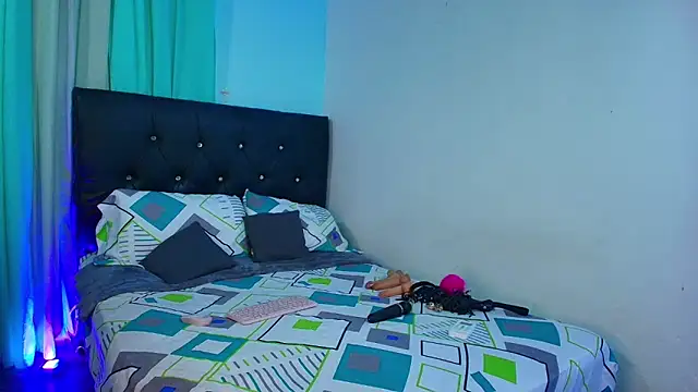 Lulu swarts online show from February 2026 07:07:01 PM