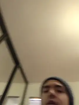 Snapshot of lucky_swimmer chatting on November 2025 03:02:01 PM lucky swimmer online show from November 2025 03:02:01 PM