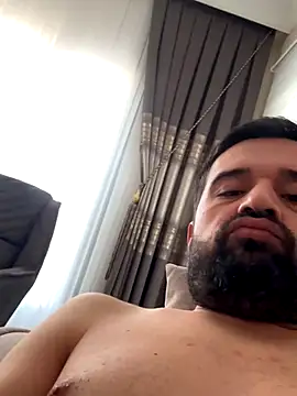 Snapshot of NiktirGit31 chatting on November 2025 12:38:01 PM NiktirGit31 online show from November 2025 12:38:01 PM