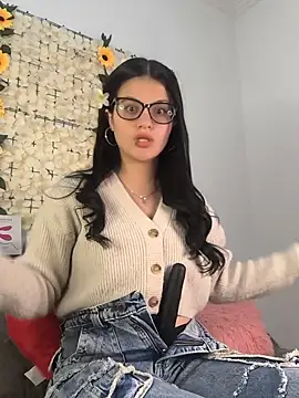 Snapshot of Lorenaa1 chatting on May 2026 08:58:01 PM Lorenaa1 online show from May 2026 08:58:01 PM