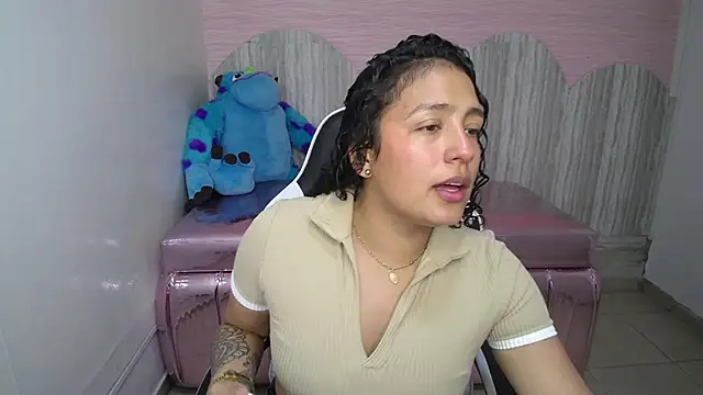 Snapshot of tamara_brown_t chatting on November 2025 07:35:01 PM tamara brown t online show from November 2025 07:35:01 PM