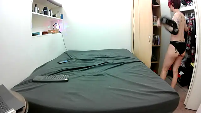 Empress Lilith online show from April 2026 04:33:02 PM