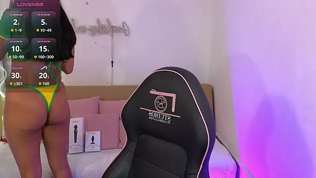 Snapshot of ana_tay1 chatting on November 2025 07:15:01 PM ana tay1 online show from November 2025 07:15:01 PM