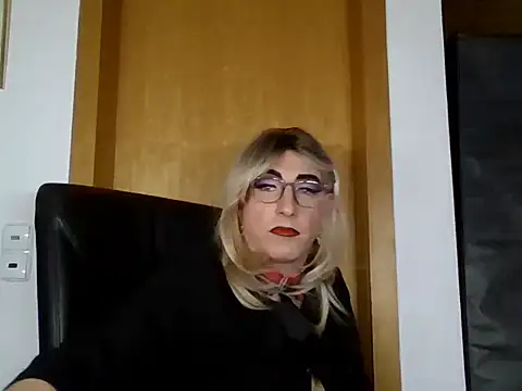 Snapshot of AgnesCross39 chatting on December 2025 05:45:02 AM AgnesCross39 online show from December 2025 05:45:02 AM