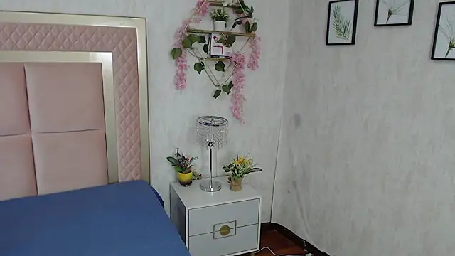 Madhison 5 online show from February 2026 12:38:02 PM