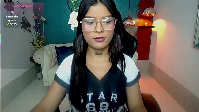 Scandarkmarie online show from November 2025 11:26:02 PM