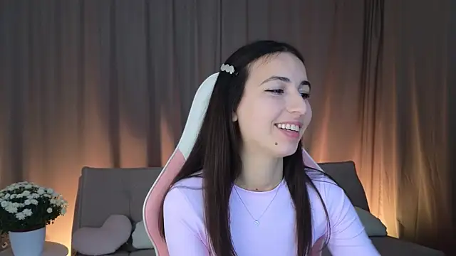 LeslieStein online show from November 2025 01:12:02 PM