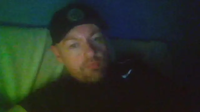 Snapshot of Rossco92149 chatting on November 2025 07:41:02 AM Rossco92149 online show from November 2025 07:41:02 AM