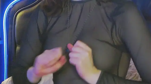 Snapshot of Ruby_de_Cherry chatting on July 2026 12:29:02 PM Ruby de Cherry online show from July 2026 12:29:02 PM