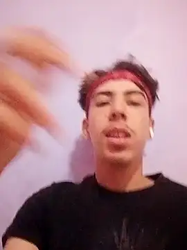 Snapshot of NovaCharm chatting on November 2025 10:37:01 AM NovaCharm online show from November 2025 10:37:01 AM