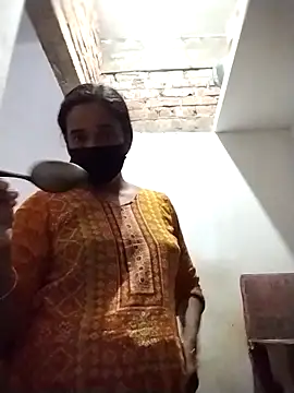 Snapshot of Fast_lady chatting on February 2026 02:31:01 PM Fast lady online show from February 2026 02:31:01 PM