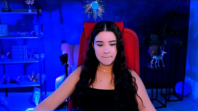 Snapshot of AnnaGarcias_ chatting on December 2025 08:12:02 AM AnnaGarcias online show from December 2025 08:12:02 AM