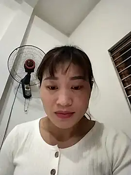 Snapshot of Qoine392 chatting on December 2025 01:38:01 PM Qoine392 online show from December 2025 01:38:01 PM