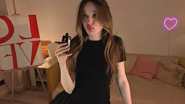 eirakiliana online show from November 2025 06:40:02 AM