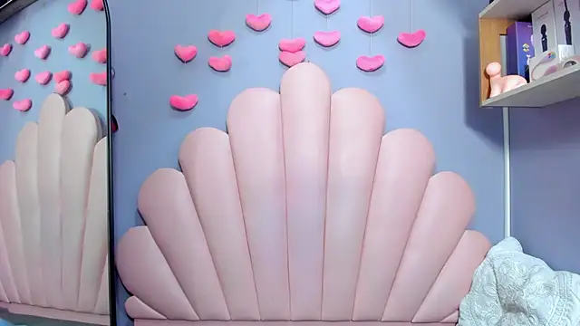 luci miller online show from March 2026 03:19:02 AM