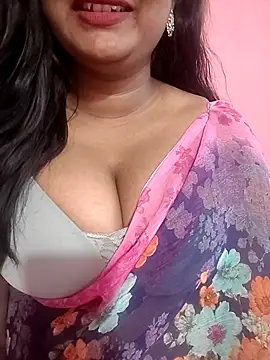 Snapshot of Keerthee_ chatting on November 2025 09:53:01 AM Keerthee online show from November 2025 09:53:01 AM