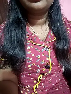 Snapshot of Keerthee_ chatting on November 2025 10:25:02 PM Keerthee online show from November 2025 10:25:02 PM