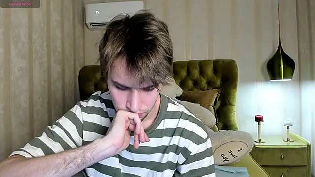 JonnahHell online show from November 2025 02:39:01 PM