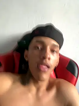 Snapshot of thebesthot chatting on November 2025 09:24:02 PM thebesthot online show from November 2025 09:24:02 PM