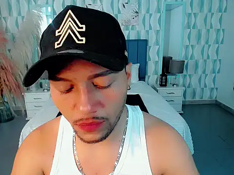 Snapshot of sebastian_cruz_ chatting on November 2025 08:07:01 PM sebastian cruz online show from November 2025 08:07:01 PM