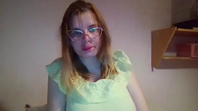 HornyElena online show from November 2025 07:13:01 PM