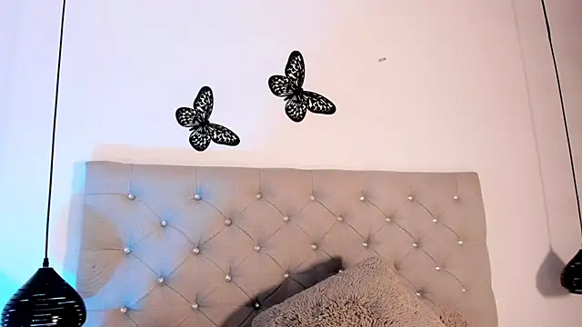 Quetzal coatl  online show from November 2025 08:41:01 PM