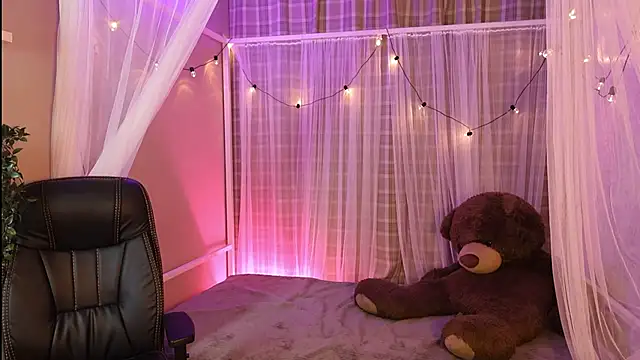 aura Soul  online show from November 2025 04:01:02 AM