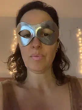 massagistahotbrunette online show from March 2026 06:12:02 PM