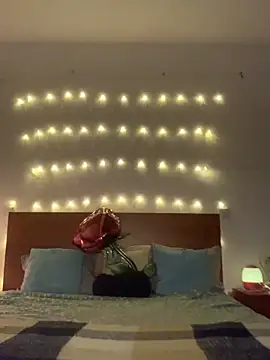 massagistahotbrunette online show from April 2026 10:00:02 PM