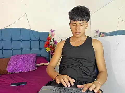 Snapshot of Valentino_Lane chatting on January 2026 02:26:01 AM Valentino Lane online show from January 2026 02:26:01 AM