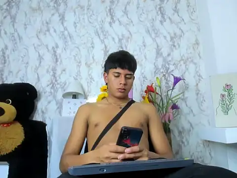 Snapshot of Valentino_Lane chatting on March 2026 02:03:01 AM Valentino Lane online show from March 2026 02:03:01 AM