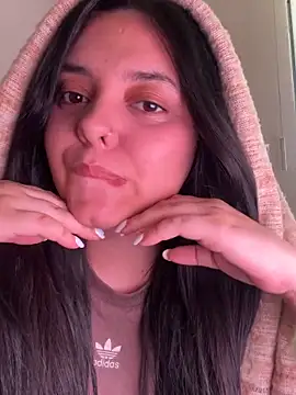 candicewest  online show from April 2026 03:29:01 PM