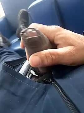 Loquillopajero online show from December 2025 11:50:01 AM