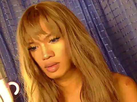 JBerna07 online show from December 2025 09:54:02 PM