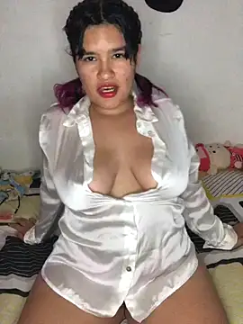 Snapshot of Beba_103 chatting on December 2025 10:26:01 PM Beba 103 online show from December 2025 10:26:01 PM