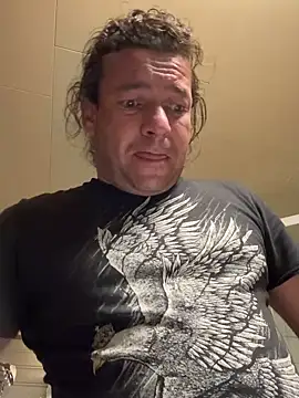 miguel910921 online show from November 2025 02:54:02 AM