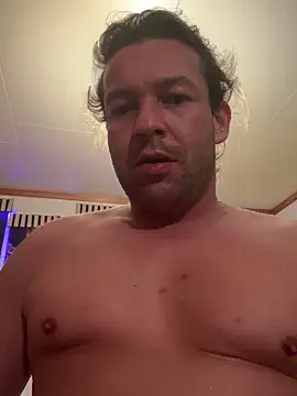 miguel910921 online show from November 2025 11:04:02 PM