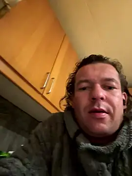 miguel910921 online show from January 2026 04:23:02 PM