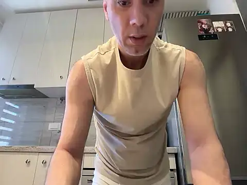 Snapshot of marcoo_x chatting on May 2026 07:04:01 AM marcoo x online show from May 2026 07:04:01 AM