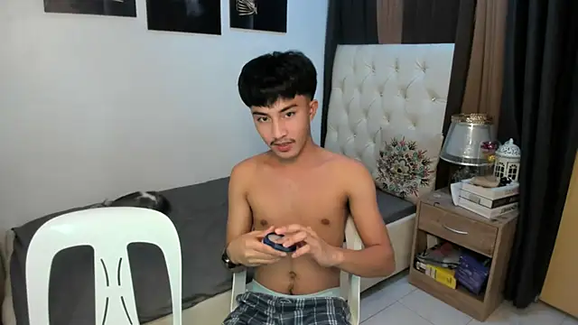 Urloverhardcock online show from November 2025 04:56:01 AM