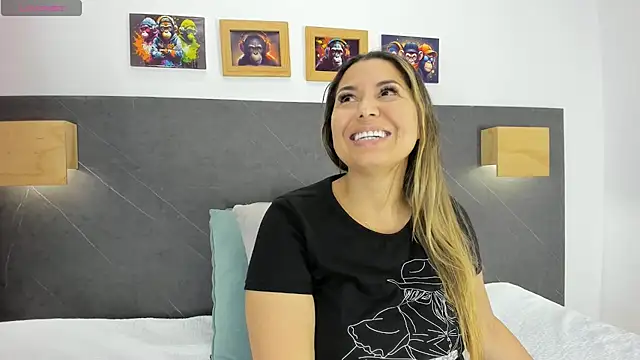 Andhrea Vale online show from February 2026 12:36:01 PM