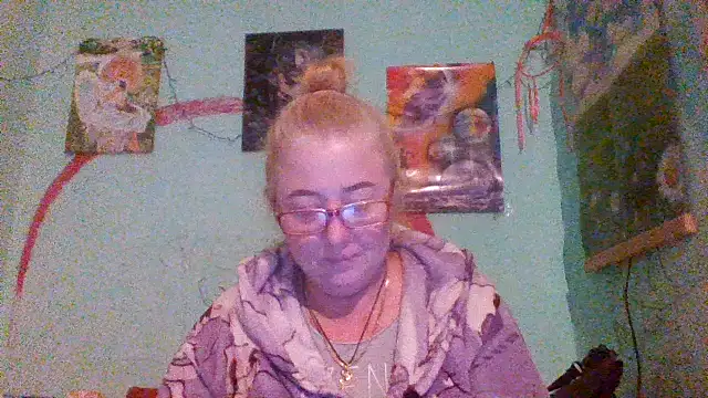 Snapshot of Tati_0808 chatting on November 2025 07:13:01 PM Tati 0808 online show from November 2025 07:13:01 PM