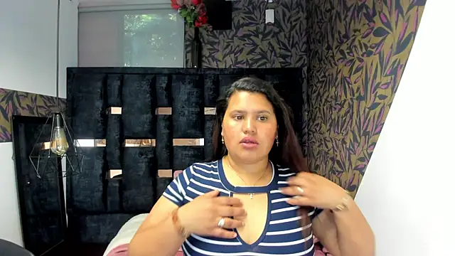 Snapshot of Nina__Sky chatting on November 2025 12:16:02 PM Nina Sky online show from November 2025 12:16:02 PM