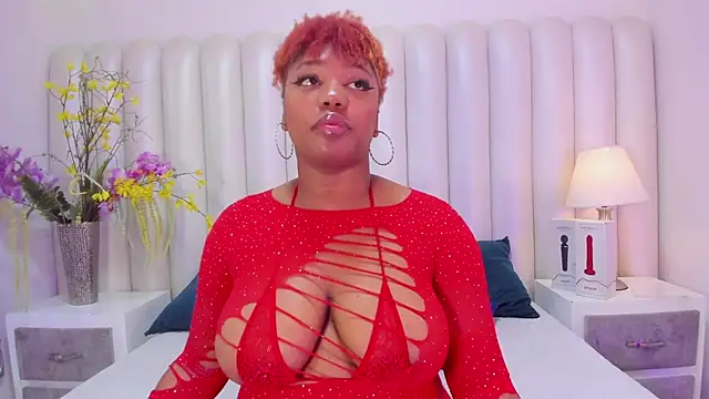 BrendaFernandez  online show from March 2026 04:01:02 PM