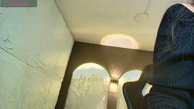 Snapshot of isabella__r chatting on February 2026 01:18:01 PM isabella r online show from February 2026 01:18:01 PM