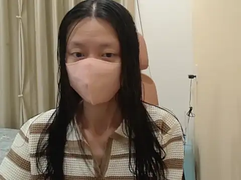 Lil-Cherries online show from January 2026 03:25:01 PM