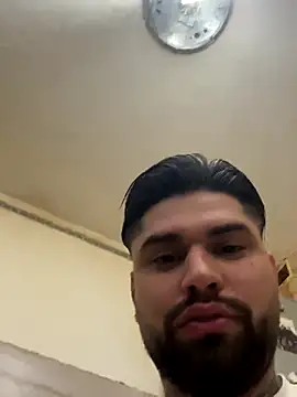 Snapshot of alexandermoris chatting on November 2025 07:04:02 PM alexandermoris online show from November 2025 07:04:02 PM