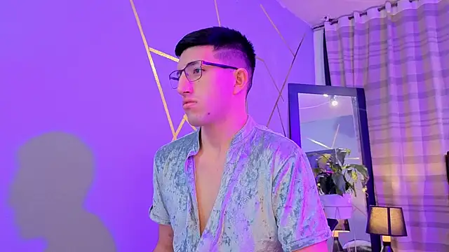 Snapshot of Un_Sluttyy chatting on November 2025 11:27:01 AM Un Sluttyy online show from November 2025 11:27:01 AM