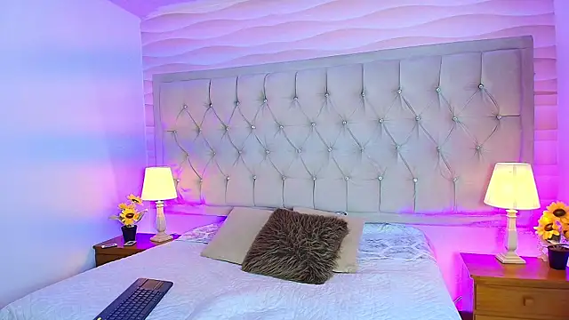 Snapshot of Liathompson_FG chatting on December 2025 07:45:02 PM Liathompson FG online show from December 2025 07:45:02 PM