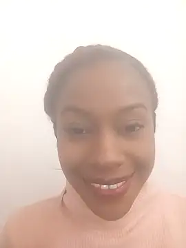 Snapshot of Aliis_Love chatting on January 2026 01:48:02 PM Aliis Love online show from January 2026 01:48:02 PM